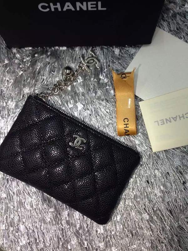 コピーシャネル激安財布背面デザイン